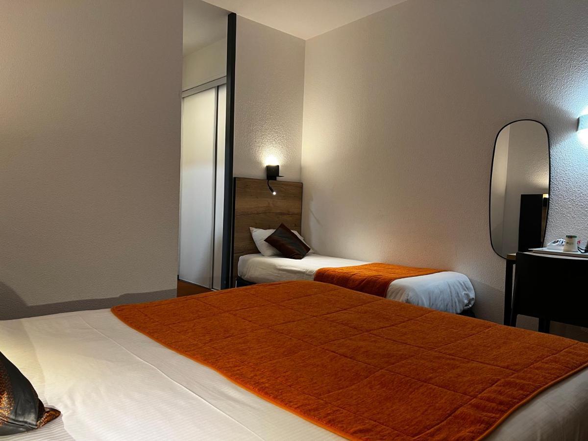 Hotel Lacour Eygliers Bagian luar foto