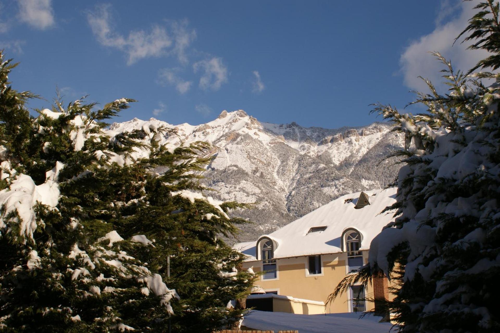 Hotel Lacour Eygliers Bagian luar foto