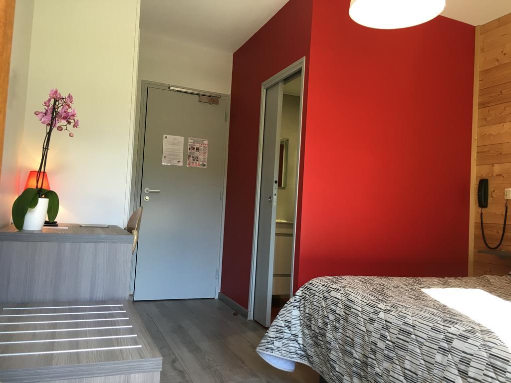 Hotel Lacour Eygliers Bagian luar foto